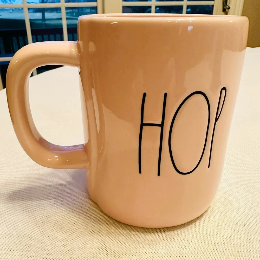 💚 RAE DUNN “HIP HOP” COFFEE MUG ☕️. GREAT CONDITION 😊 - Picture 3 of 5